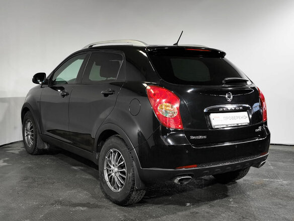 2011 SsangYong Actyon II, чёрный - вид 2