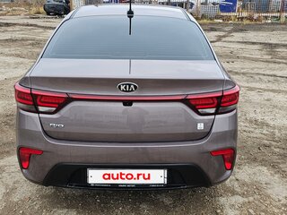 2020 Kia Rio IV, коричневый, 1550000 рублей, вид 4