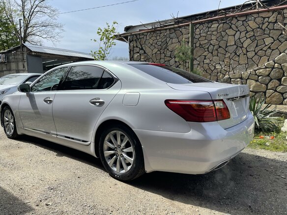 2010 Lexus LS Long 460 L IV Рестайлинг, белый, 2350000 рублей - вид 8