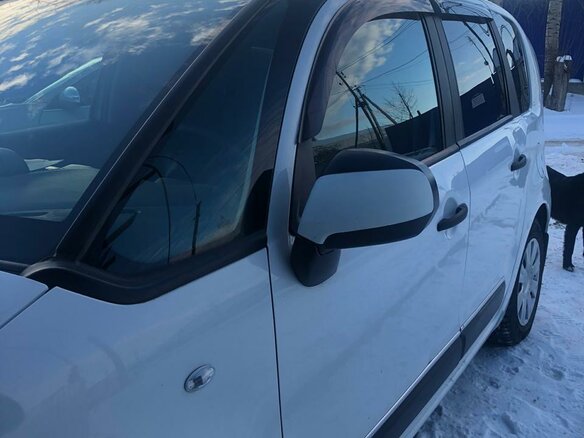 2010 Citroen C3 Picasso I, белый - вид 5