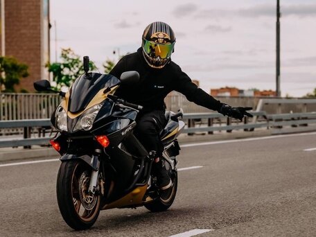 2002 Honda VFR 800, чёрный, 500000 рублей, вид 1
