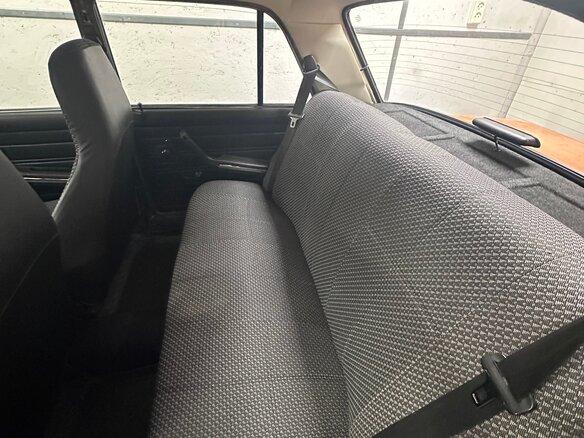 2011 Lada (ВАЗ) 2107, серебристый, 450000 рублей - вид 7