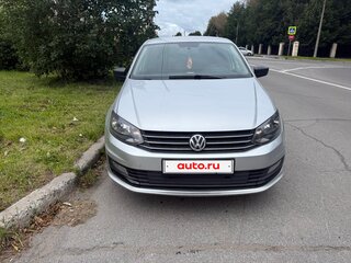 2015 Volkswagen Polo V Рестайлинг, серебристый, 800000 рублей, вид 2