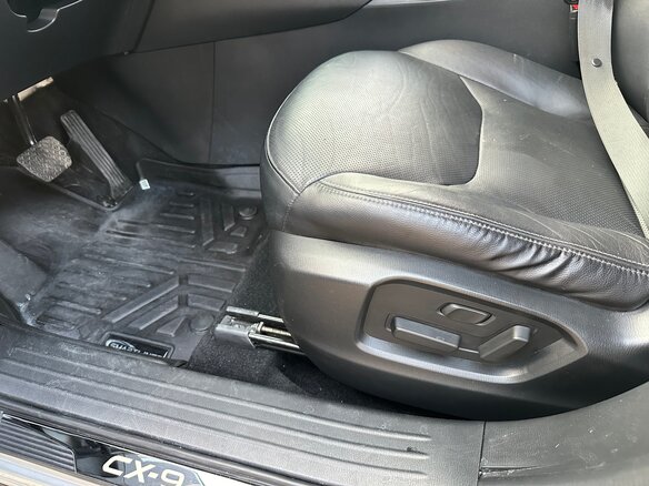 2020 Mazda CX-9 II, серебристый, 3000000 рублей - вид 10