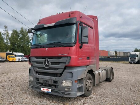 2018 Mercedes-Benz Actros, красный, 4250000 рублей, вид 1