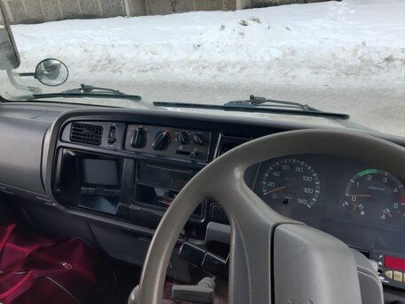 1998 Mitsubishi L-Series, белый, 710000 рублей, вид 3