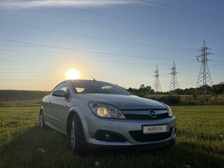 2007 Opel Astra H Рестайлинг, серебристый, 850000 рублей, вид 3