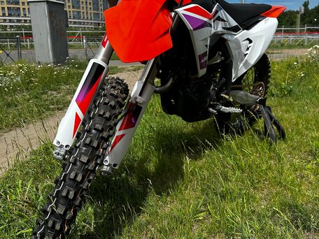 2024 KTM 250 SX F, белый, 670000 рублей, вид 1