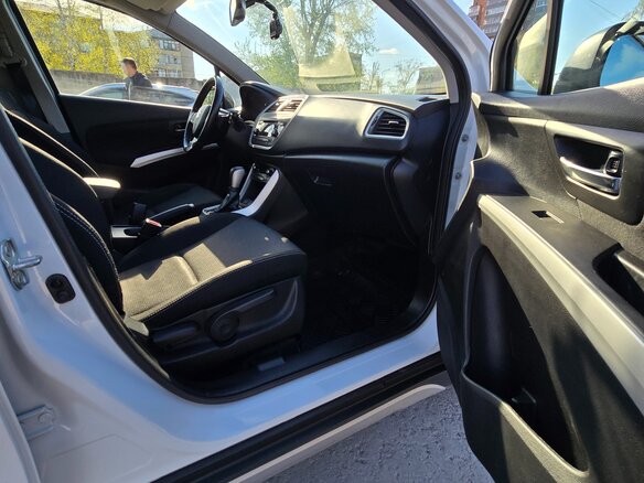 2014 Suzuki SX4 II (S-Cross), белый, 1190000 рублей - вид 36