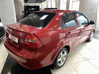 2010 Chevrolet Aveo I Рестайлинг, красный, 625000 рублей, вид 5