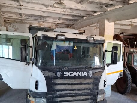 2012 Scania 4-Series, белый, 5000000 рублей, вид 1