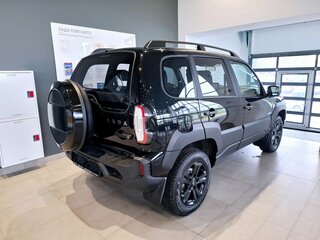 2025 Lada (ВАЗ) Niva Travel I, чёрный, 1653000 рублей, вид 2