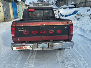 1993 Dodge Dakota I, красный, 1000000 рублей, вид 3