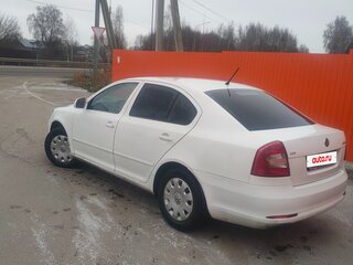 2012 Skoda Octavia II (A5) Рестайлинг, белый, 530000 рублей, вид 5