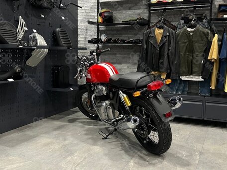 2025 Royal Enfield Continental GT, красный, 727000 рублей, вид 3