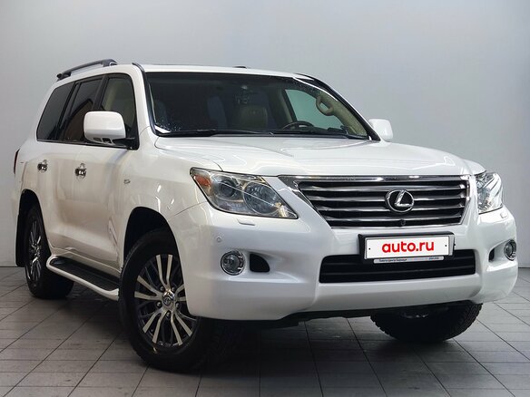2009 Lexus LX 570 III, белый, 3200000 рублей - вид 2