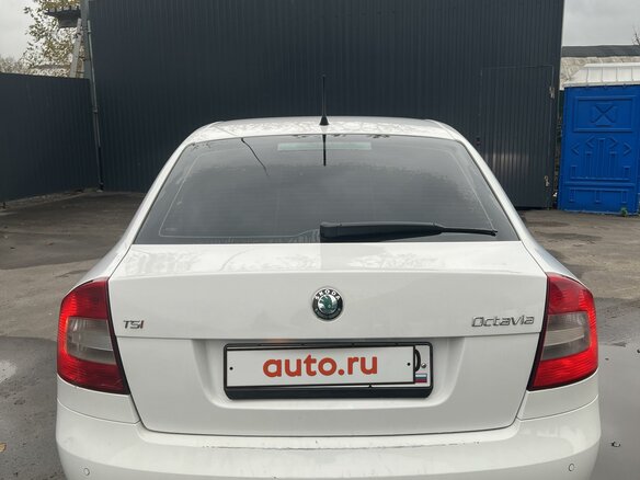 2012 Skoda Octavia II (A5) Рестайлинг, белый, 1050000 рублей - вид 7
