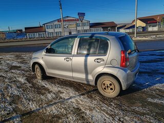 2010 Toyota Passo II (C30), серый, 510000 рублей, вид 4