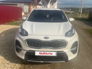 2021 Kia Sportage IV Рестайлинг, белый, 1750000 рублей, вид 1