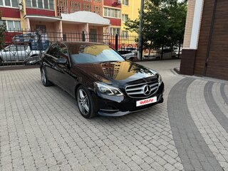 2015 Mercedes-Benz E-Класс 300 IV (W212, S212, C207) Рестайлинг, чёрный, 3000000 рублей, вид 2