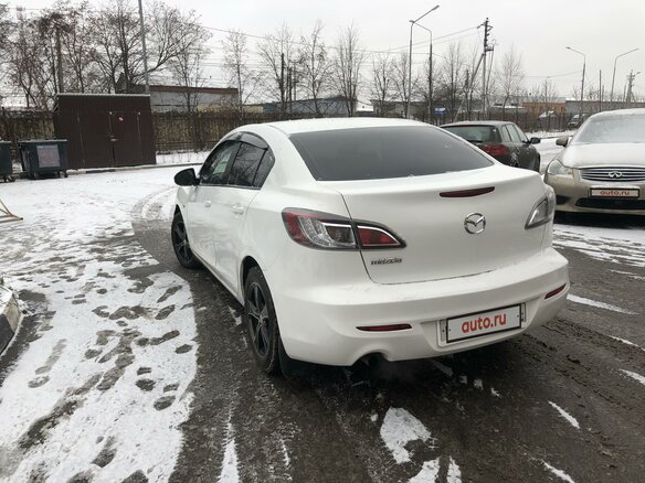 2012 Mazda 3 II (BL) Рестайлинг, белый - вид 4