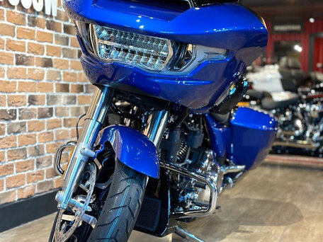 2025 Harley-Davidson Road Glide, синий, 3900000 рублей, вид 2