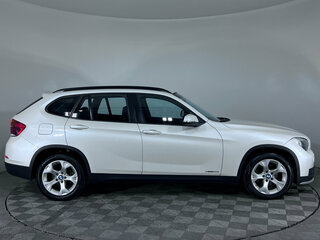 2014 BMW X1 20i I (E84) Рестайлинг, белый, 1485000 рублей, вид 5
