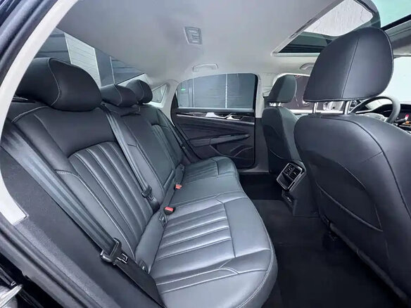 2023 Volkswagen Passat B8 Рестайлинг, чёрный, 1890020 рублей - вид 18