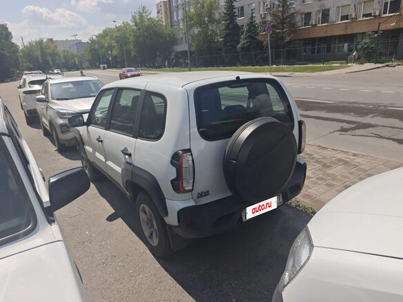 2024 Lada (ВАЗ) Niva Travel I, белый, 1050000 рублей - вид 3