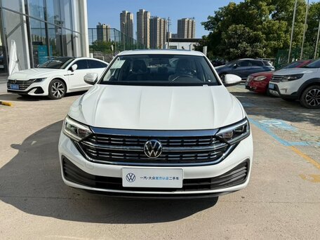 2025 Volkswagen Sagitar III Рестайлинг, белый, 1700000 рублей, вид 3