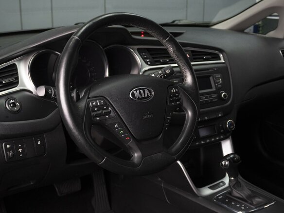 2016 Kia Ceed II Рестайлинг, коричневый, 1295000 рублей - вид 10