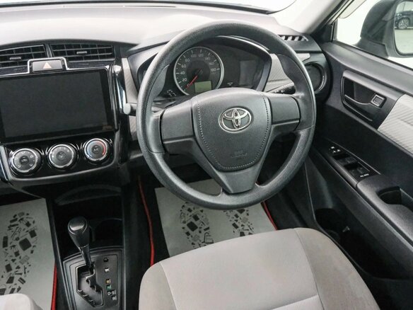 2013 Toyota Corolla Axio XI (E160, E170, E180), серый, 1049000 рублей - вид 8