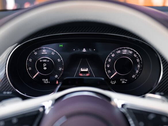 2026 Bentley Bentayga I Рестайлинг, серый, 45900000 рублей - вид 31