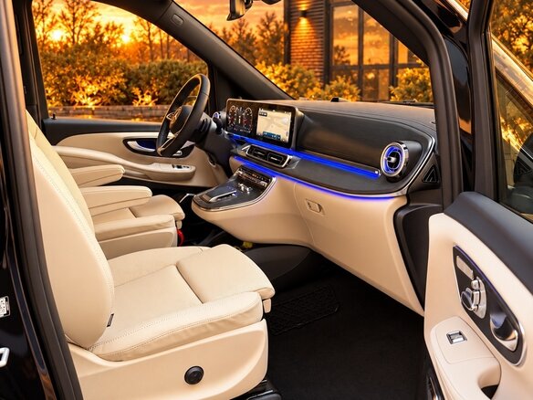 2026 Mercedes-Benz V-Класс Extra Long 300 d экстра длинный III (W447) Рестайлинг 2, чёрный, 13990000 рублей - вид 22