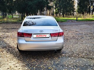 2010 Hyundai Sonata V (NF) Рестайлинг, серый, 700000 рублей, вид 4