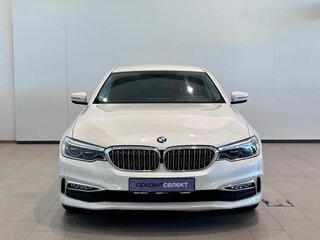 2018 BMW 5 серии 530i xDrive VII (G30/G31/G38), белый, 3850000 рублей, вид 5