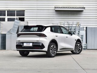 2026 Changan Qiyuan Q05 51.9 kWh II, серебристый, 2490000 рублей, вид 3