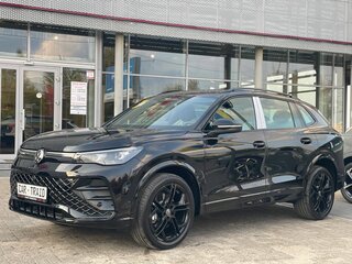 2026 Volkswagen Tiguan L Pro III (China Market), чёрный, 4870000 рублей, вид 1
