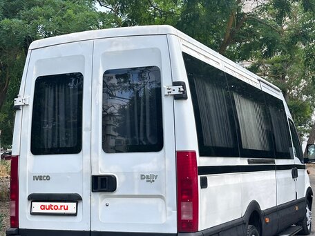 2003 Iveco Daily, белый, 960000 рублей, вид 4
