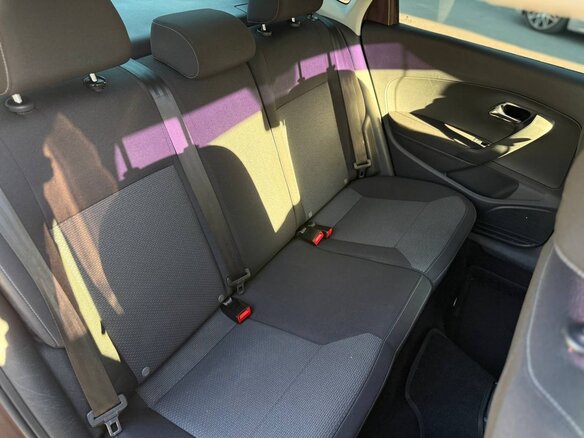 2015 Volkswagen Polo V Рестайлинг, коричневый, 1300000 рублей - вид 14