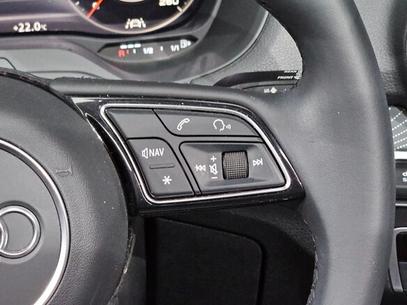 2023 Audi Q2 35 TDI I Рестайлинг, чёрный, 2900000 рублей - вид 17