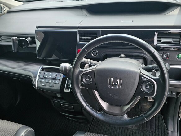 2016 Honda Stepwgn Spada V, чёрный, 1700000 рублей - вид 10