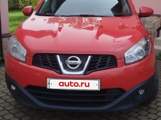 2011 Nissan Qashqai I Рестайлинг, красный, 780000 рублей, вид 1