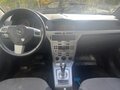 2011 Opel Astra H Рестайлинг, серебристый - вид 4
