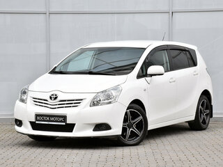 2010 Toyota Verso I, белый, 1075000 рублей, вид 1