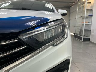 2023 Lada (ВАЗ) Vesta I Рестайлинг (NG), белый, 995000 рублей, вид 2