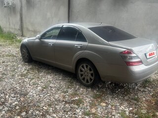 2007 Mercedes-Benz S-Класс 550 V (W221), серый, 1150000 рублей, вид 3