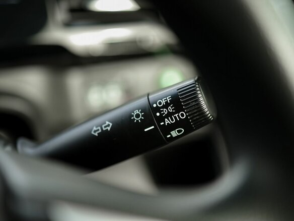 2020 Honda Stepwgn V Рестайлинг, белый, 2299000 рублей - вид 18