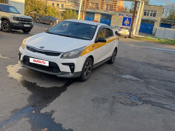 2017 Kia Rio IV, белый