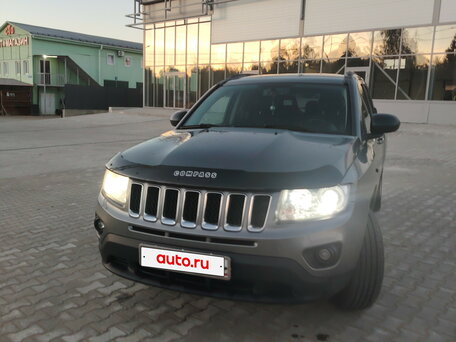 2012 Jeep Compass I Рестайлинг, серый, 850000 рублей, вид 4